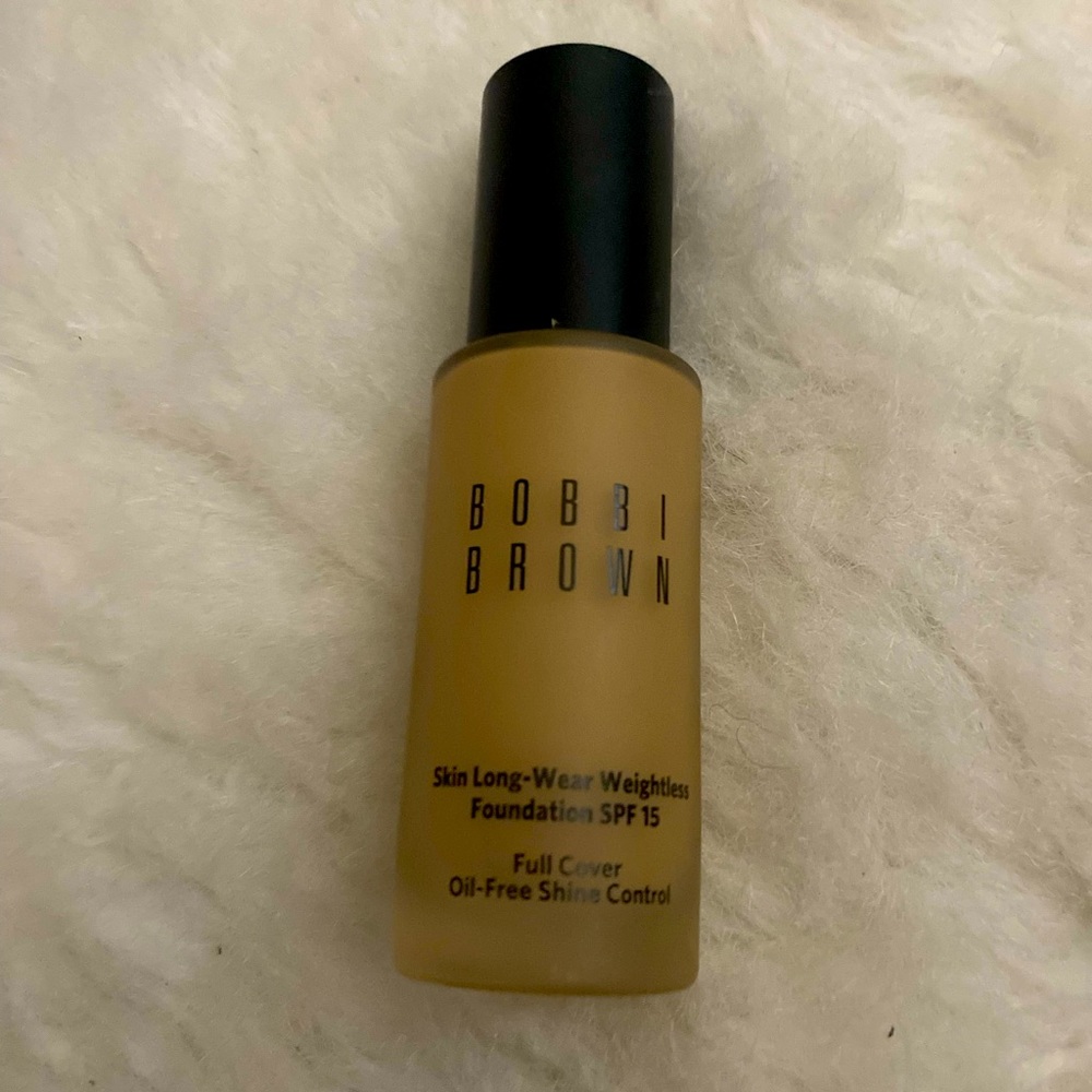 Bobbi Brown Skin Long-Wear Foundation